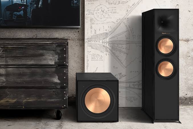 兩聲道喇叭要加重低音嗎？從音樂類型與電影習慣評估你的升級需求